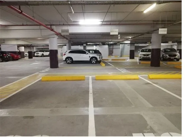 Secure 24/7 Garage Parking in Dubai, Great for All Vehicles