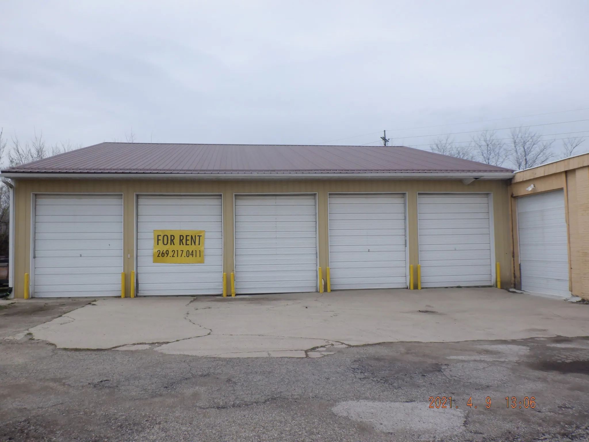 Secure Private Parking Space in Kalamazoo - 24/7 Access