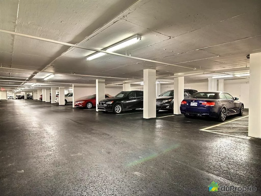 Secure Covered Parking in Mississauga for Camping