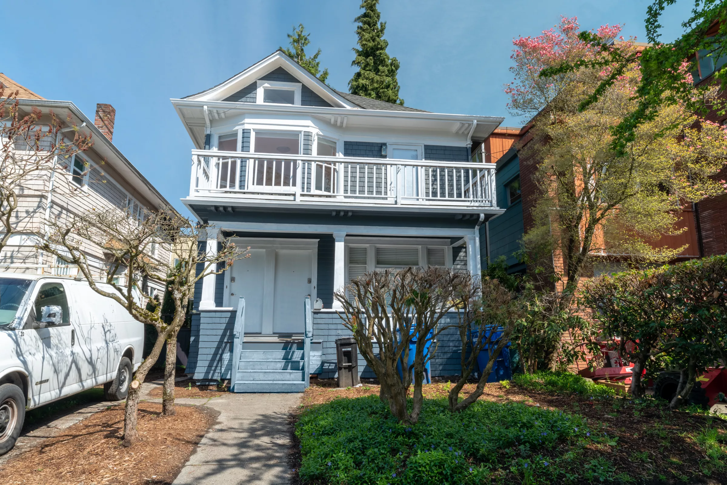 Secure 24/7 Driveway Parking in Seattle's 98112