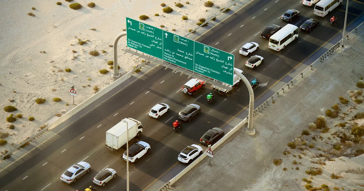 Parking Signs Guide in Dubai Airport, Dubai — car parking spaces and facilities