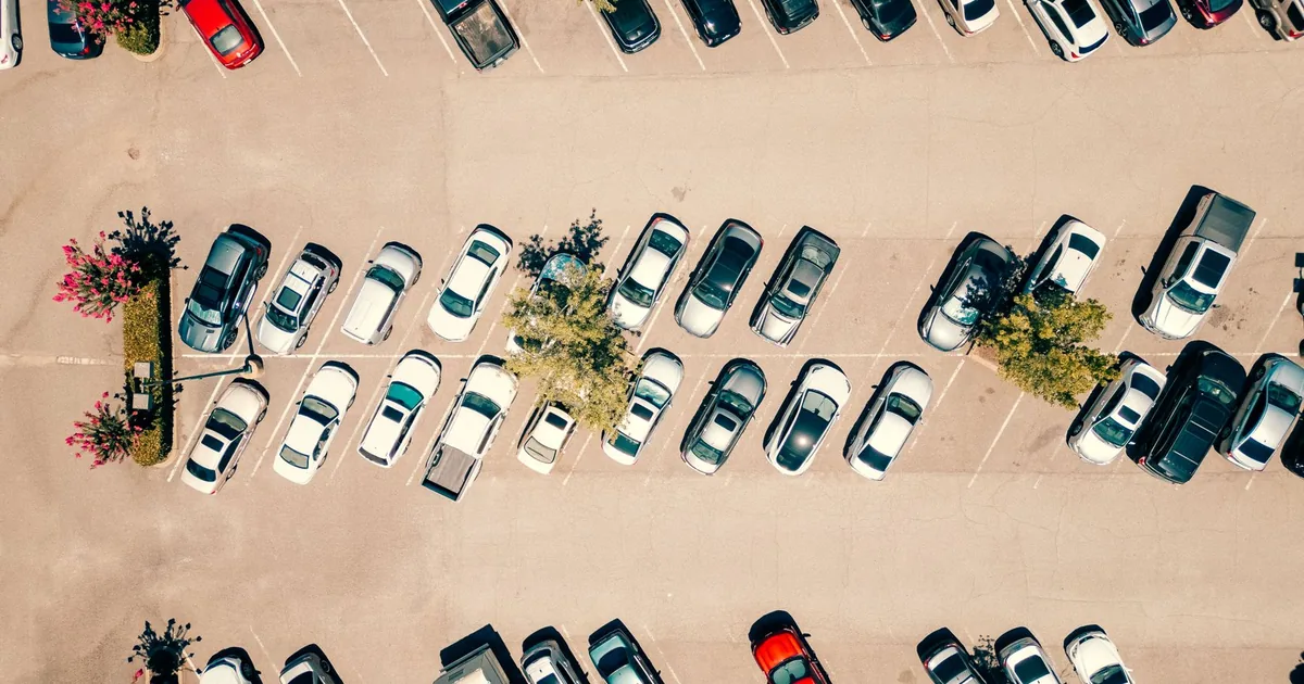 Parking Costs Guide in Okemos, Michigan — car parking spaces and facilities