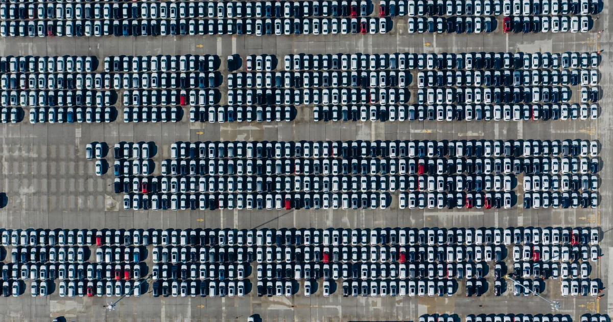 Vehicle Storage Guide in Isleworth, England — car parking spaces and facilities
