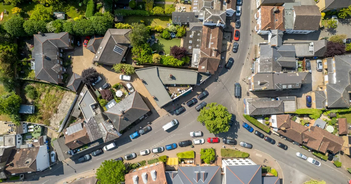Free Parking Guide in Henley-on-Thames, England — car parking spaces and facilities