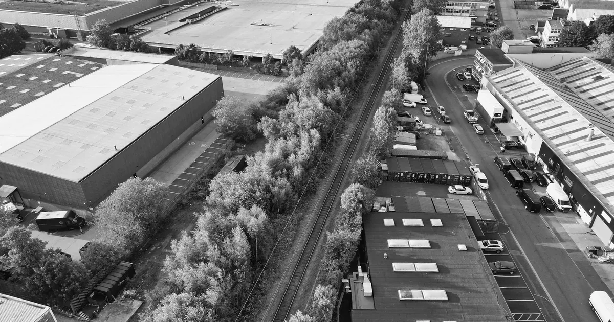 Vehicle Storage Guide in Woking, England — car parking spaces and facilities
