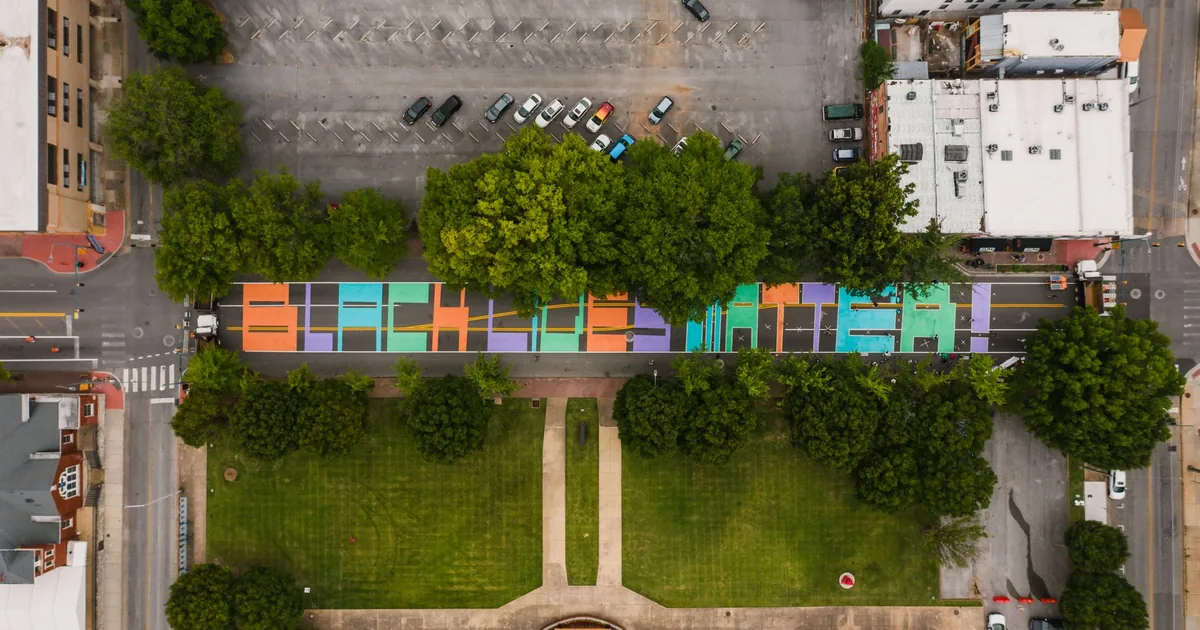 Free Parking Guide in The Heights, Ohio — car parking spaces and facilities