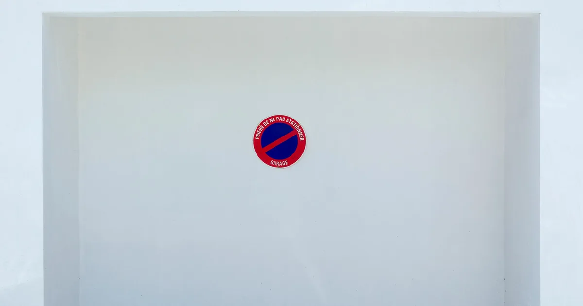 Parking Signs Guide in Al Barsha, Dubai — car parking spaces and facilities