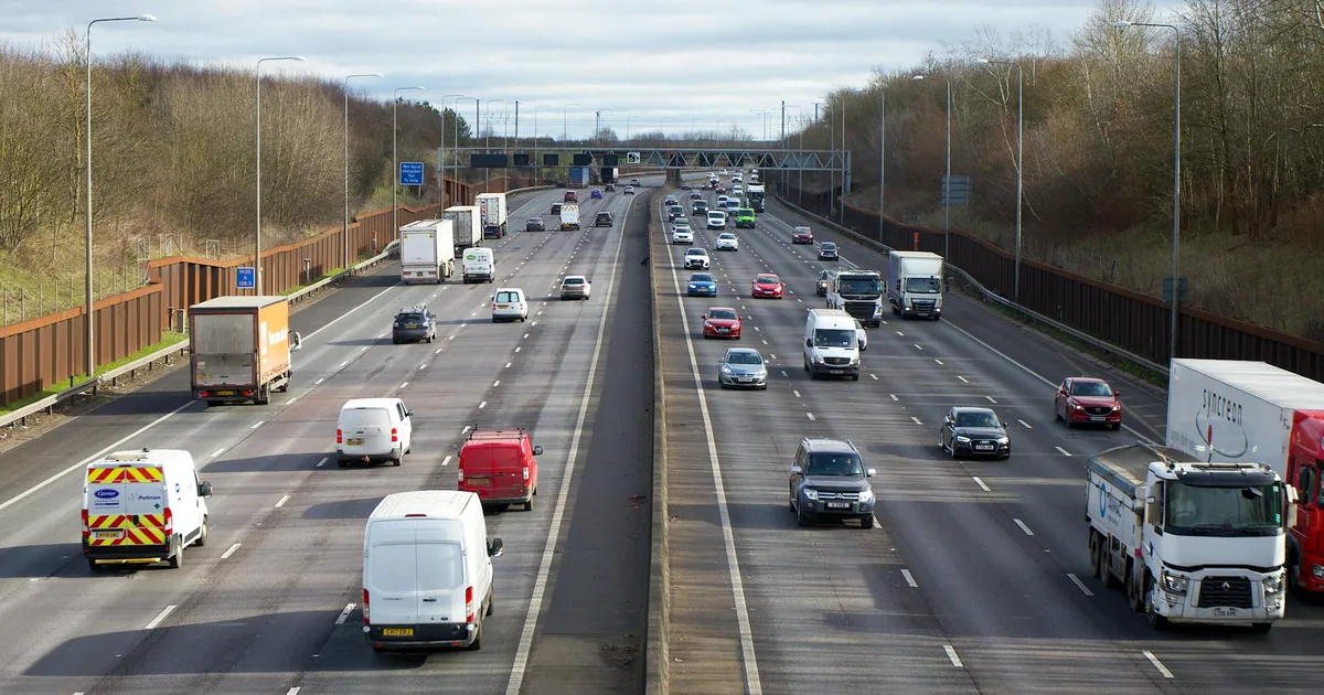 Towed Vehicle Guide in Bridge of Allan, Scotland — car parking spaces and facilities