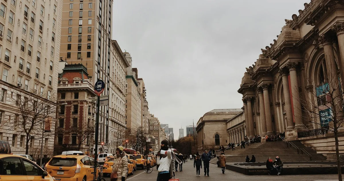 Parking Fines Guide in Upper West Side, New York — car parking spaces and facilities