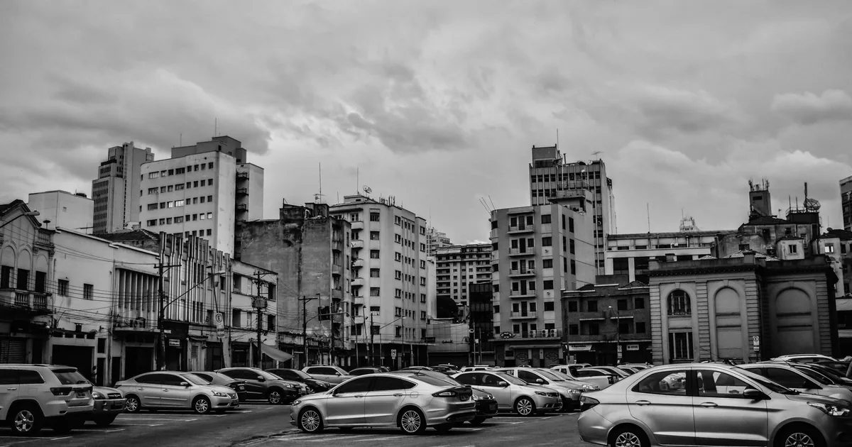 Parking Costs Guide in Northampton, England — car parking spaces and facilities
