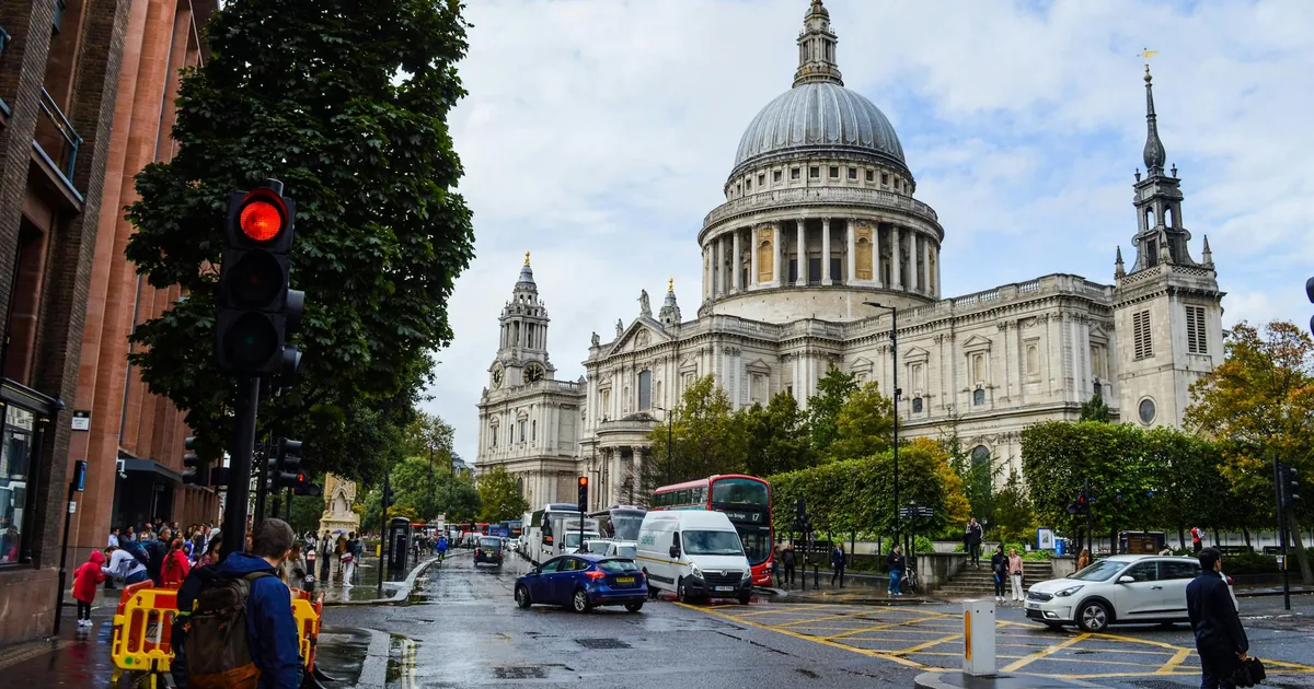 Free Parking Guide in St Pauls, Wales — car parking spaces and facilities