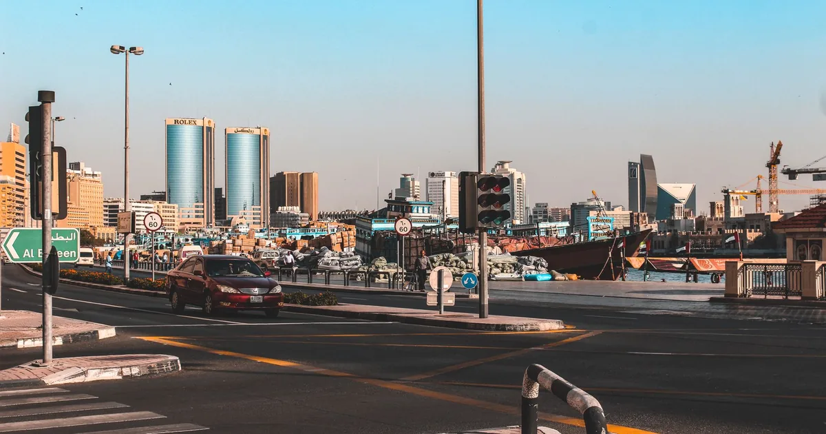 Free Parking Guide in Al Wahda, Abu Dhabi — car parking spaces and facilities