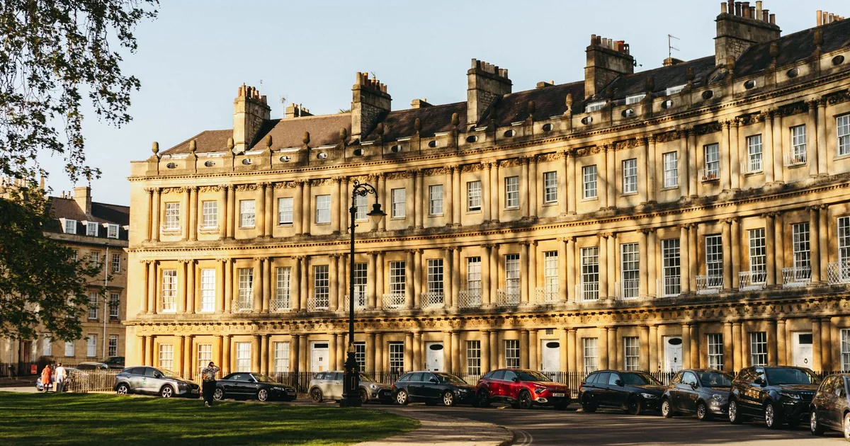 Rent Parking Guide in Bath, England — car parking spaces and facilities