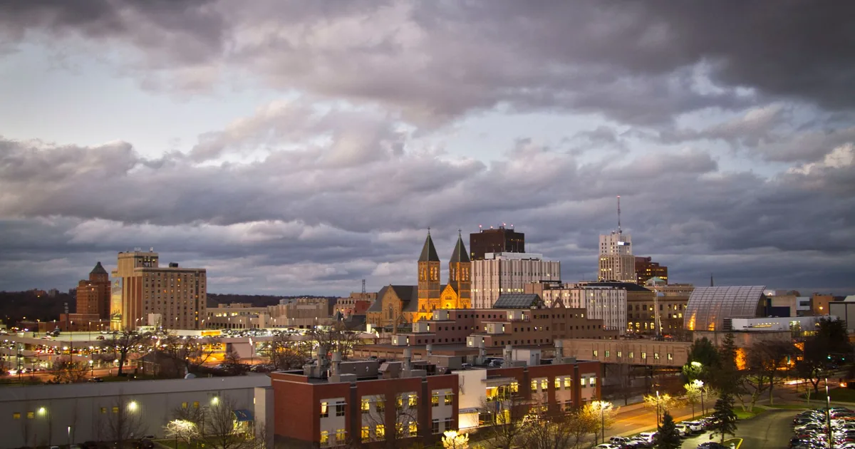 Parking Costs Guide in Clinton, Maryland — car parking spaces and facilities