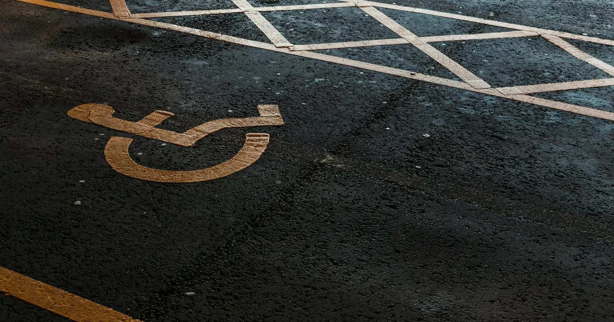 Disability Parking Guide in East Renfrewshire, Scotland — car parking spaces and facilities