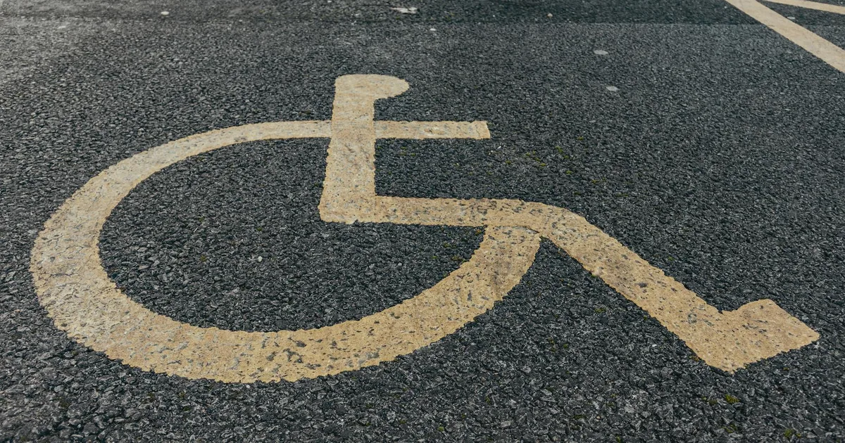 Disability Parking Guide in Hucknall, England — car parking spaces and facilities