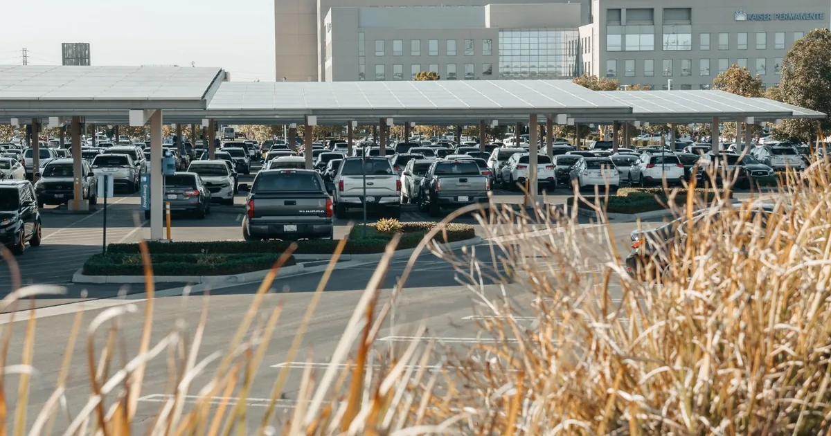 Parking Costs Guide in West, Texas — car parking spaces and facilities