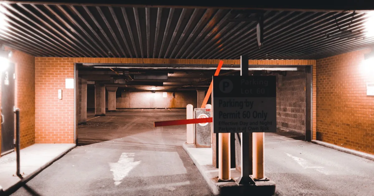 Parking Permits Guide in Baniyas, Abu Dhabi — car parking spaces and facilities