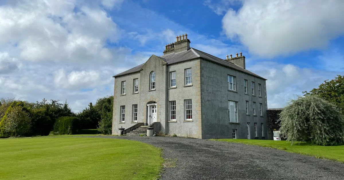 Rent Parking Guide in Slane, Meath — car parking spaces and facilities