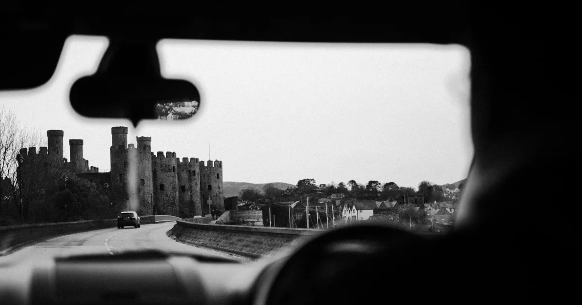 Towed Vehicle Guide in Bishops Castle, England — car parking spaces and facilities