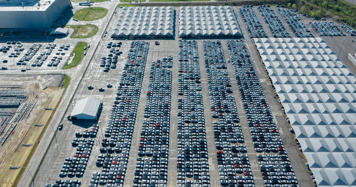 Vehicle Storage Guide in Okemos, Michigan — car parking spaces and facilities