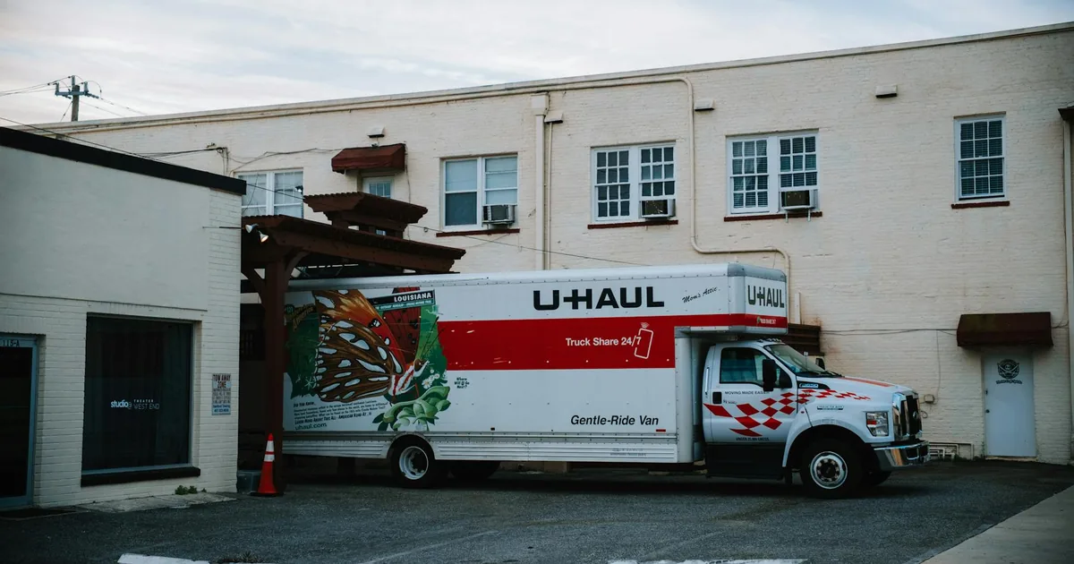 Moving Guide in Bellevue, Washington — car parking spaces and facilities