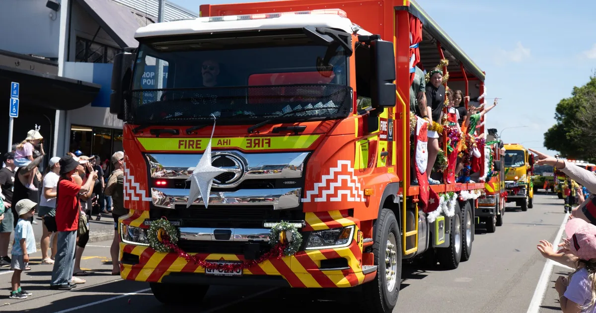 Moving Guide in Elgin, Gisborne — car parking spaces and facilities