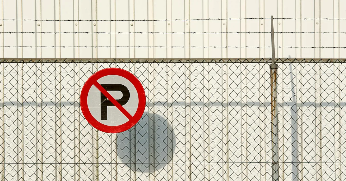 Parking Signs Guide in Mount Coot-tha, Queensland — car parking spaces and facilities