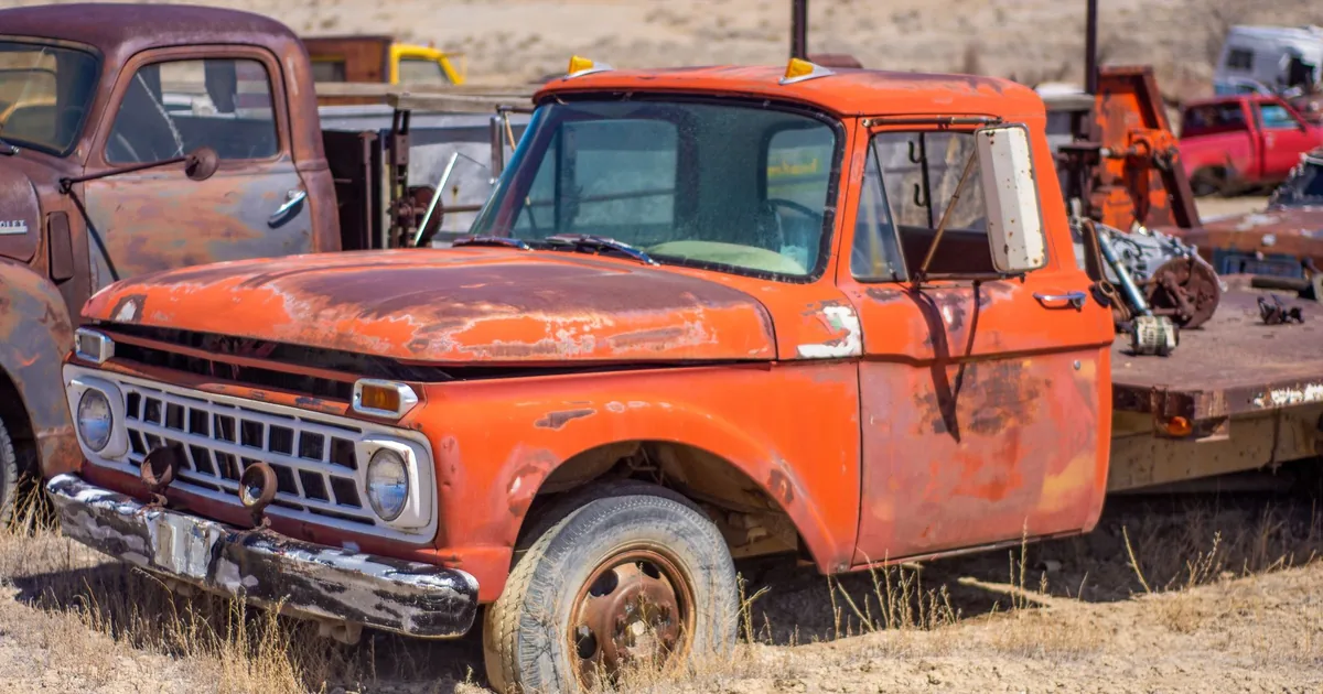 Towed Vehicle Guide in Madinat Zayed, Abu Dhabi — car parking spaces and facilities