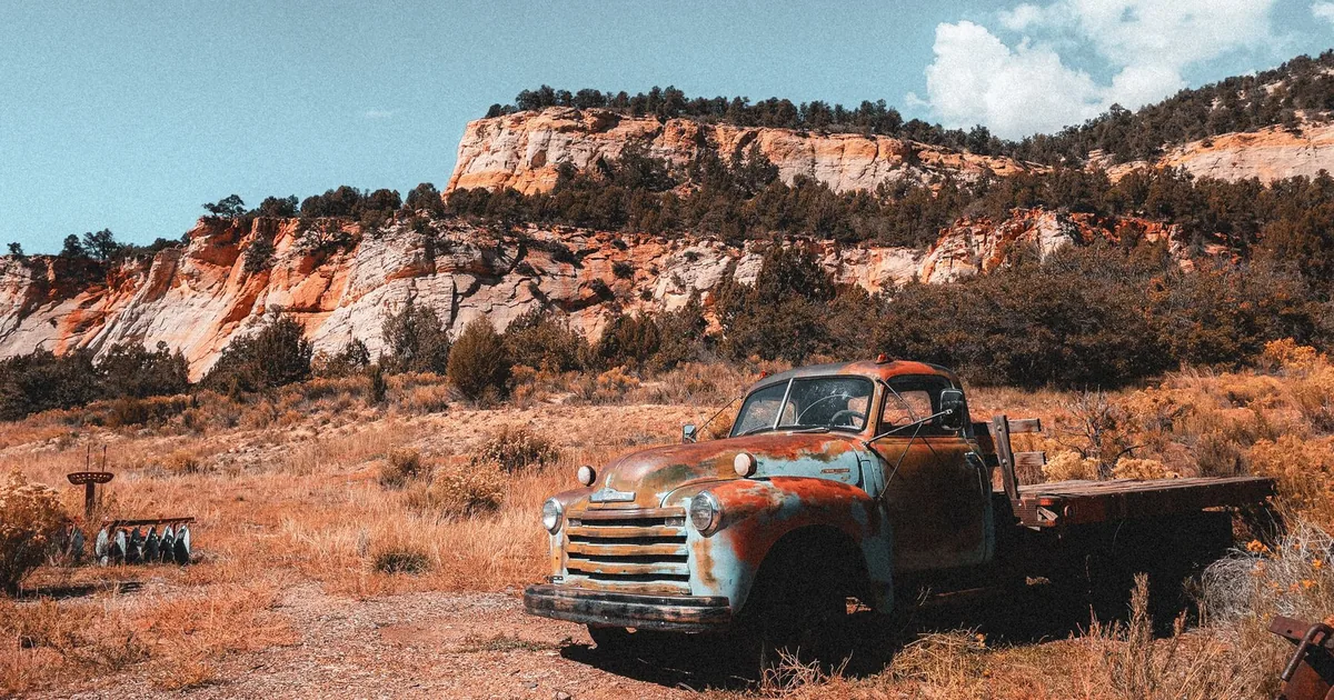 Towed Vehicle Guide in Durango, Colorado — car parking spaces and facilities