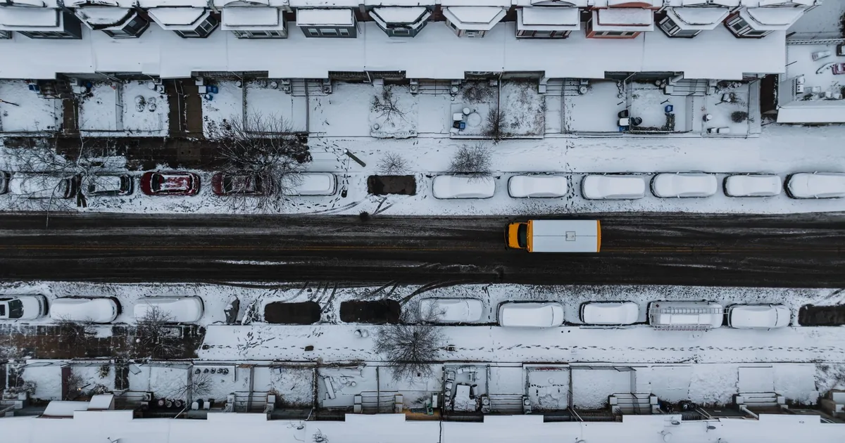 Moving Guide in Lexington, Kentucky — car parking spaces and facilities