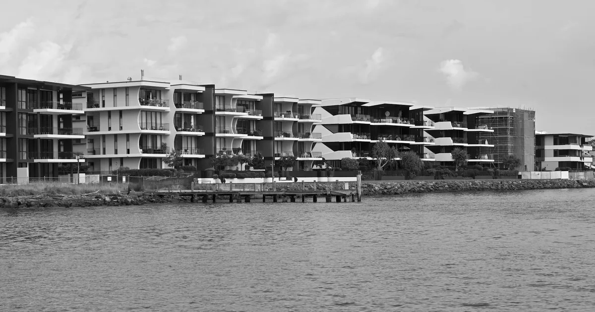 Cheap Parking Tips in East Brisbane, Queensland — car parking spaces and facilities
