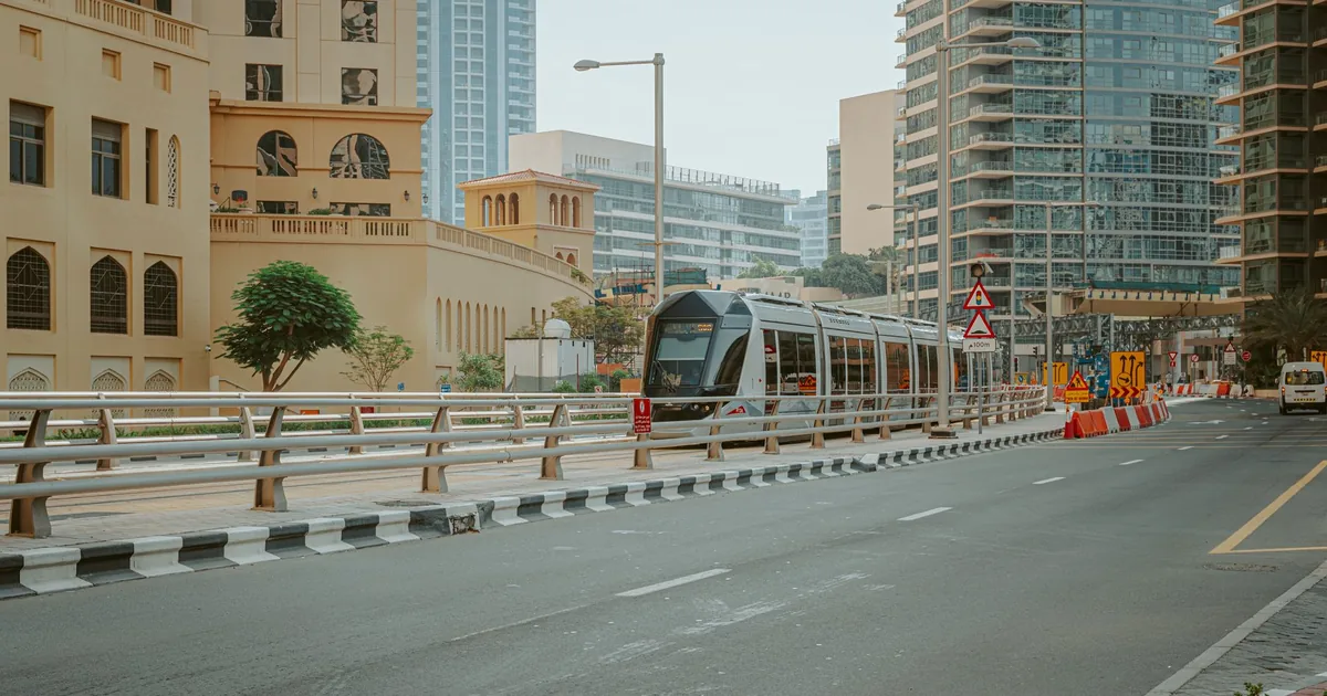 Moving Guide in Yas Island, Abu Dhabi — car parking spaces and facilities
