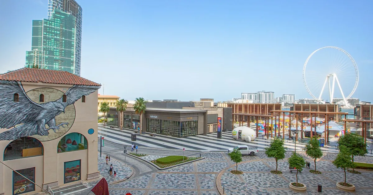 Rent Parking Guide in Al Ain, Abu Dhabi — car parking spaces and facilities