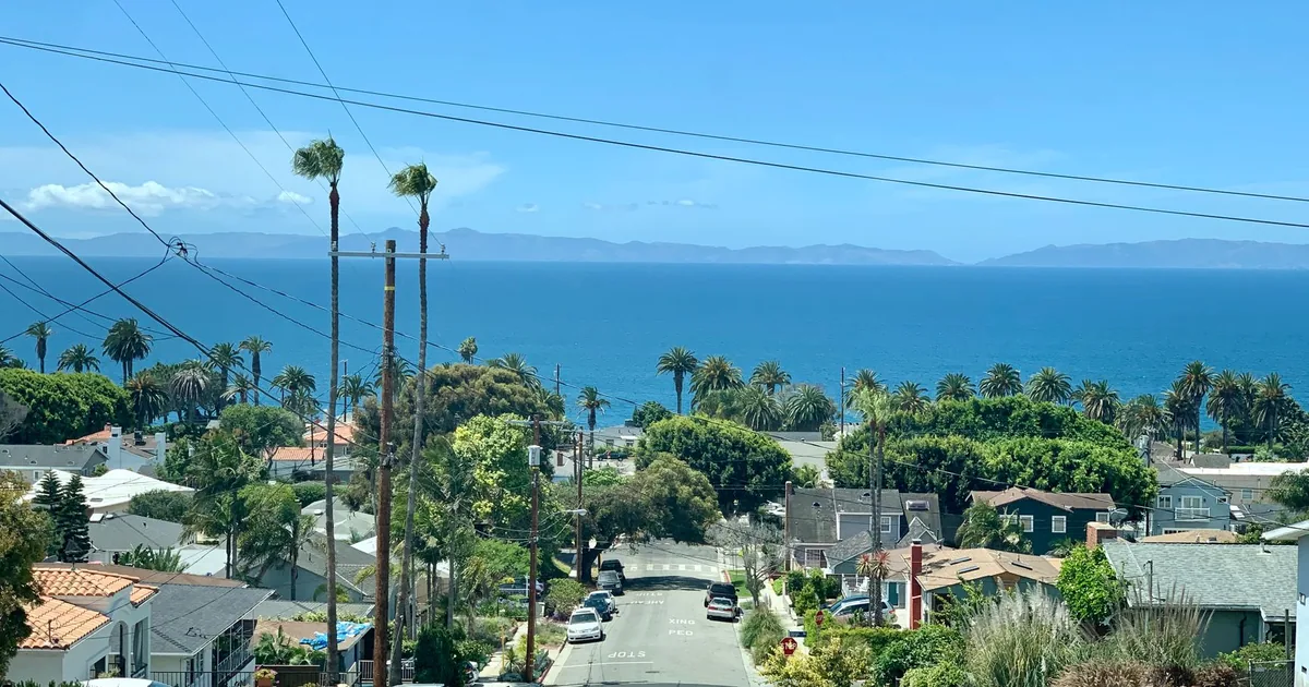 Parking Permits Guide in Pacific Palisades, California — car parking spaces and facilities