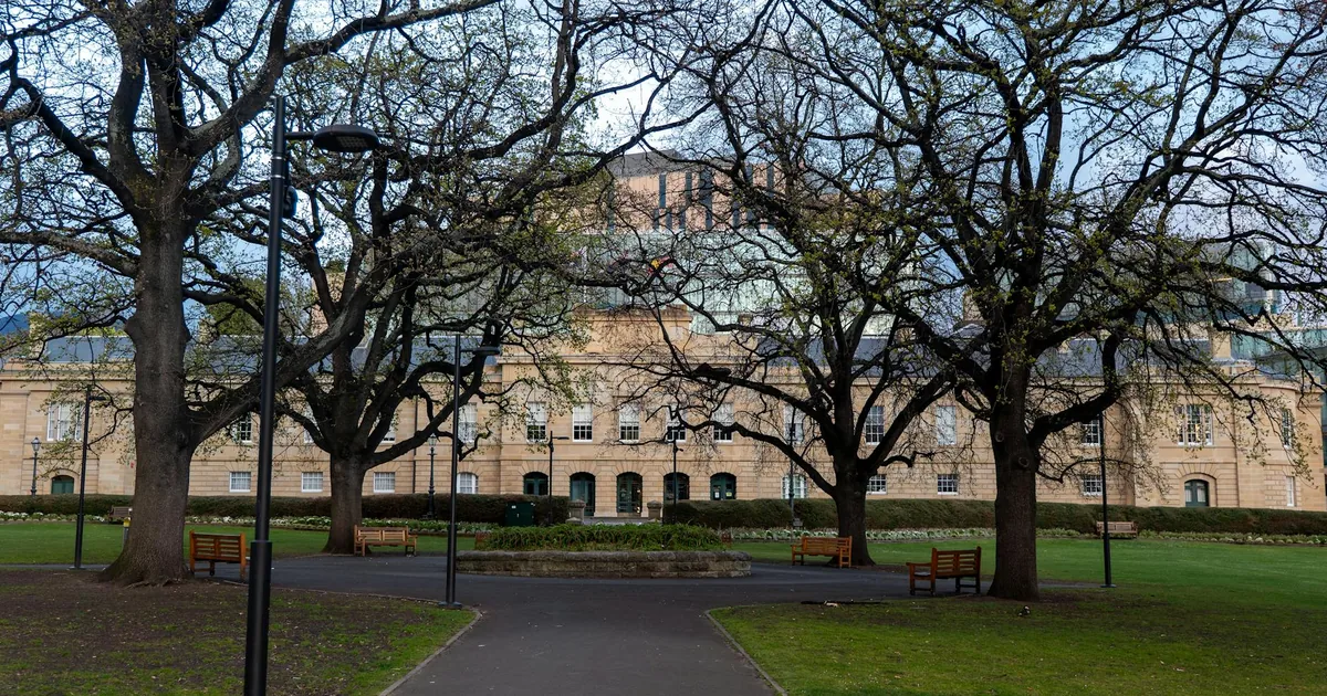 Parking Costs Guide in North Hobart, Tasmania — car parking spaces and facilities