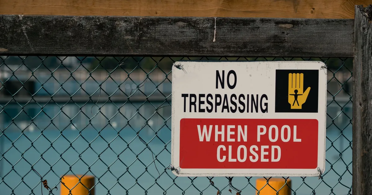 Parking Signs Guide in Airdrie, Alberta — car parking spaces and facilities