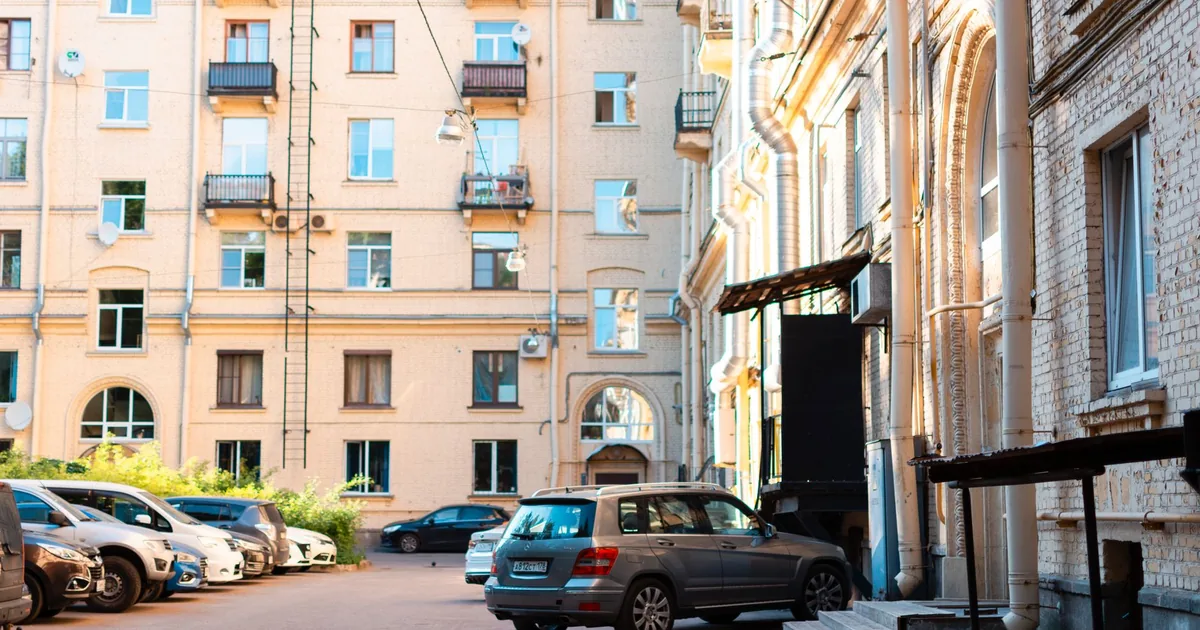 Cheap Parking Tips in Burnaby, British Columbia — car parking spaces and facilities