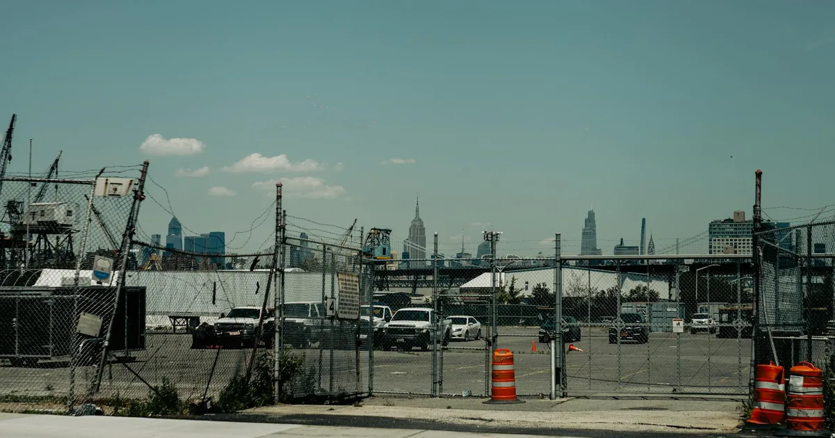 Parking Costs Guide in Buffalo, New York — car parking spaces and facilities