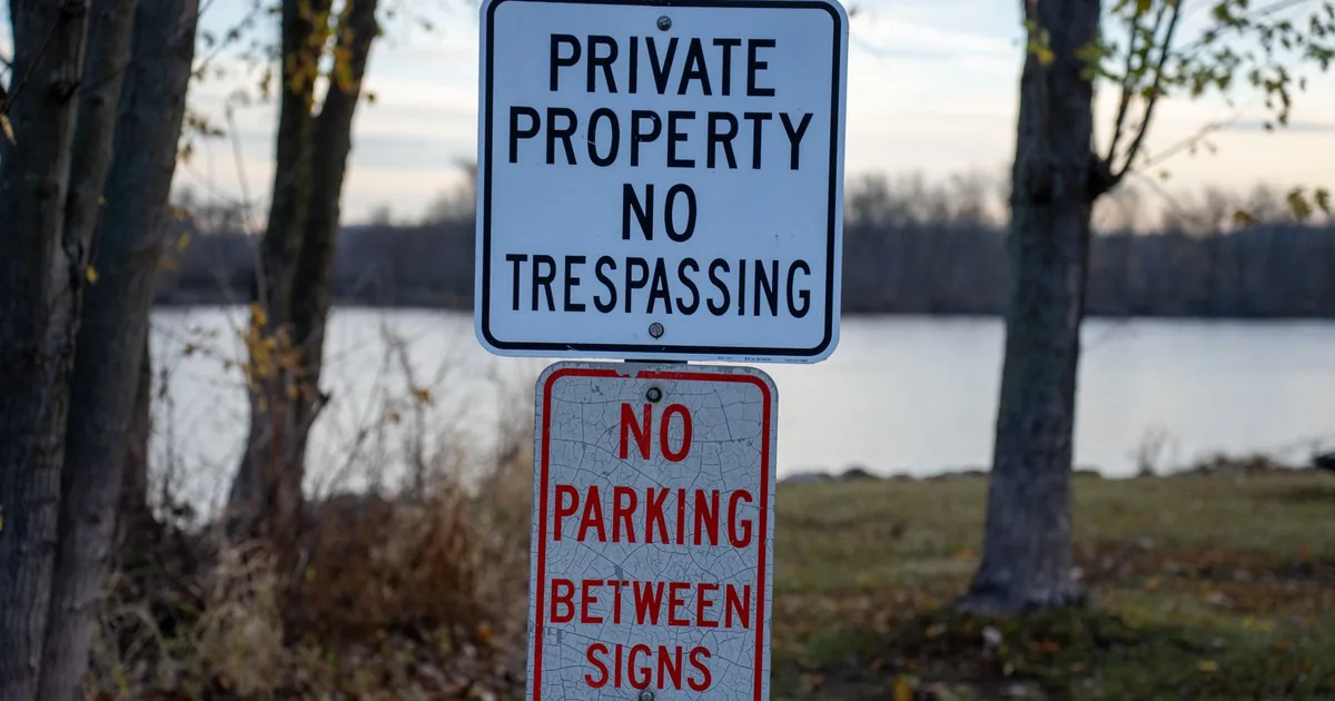 Parking Signs Guide in Northampton, England — car parking spaces and facilities