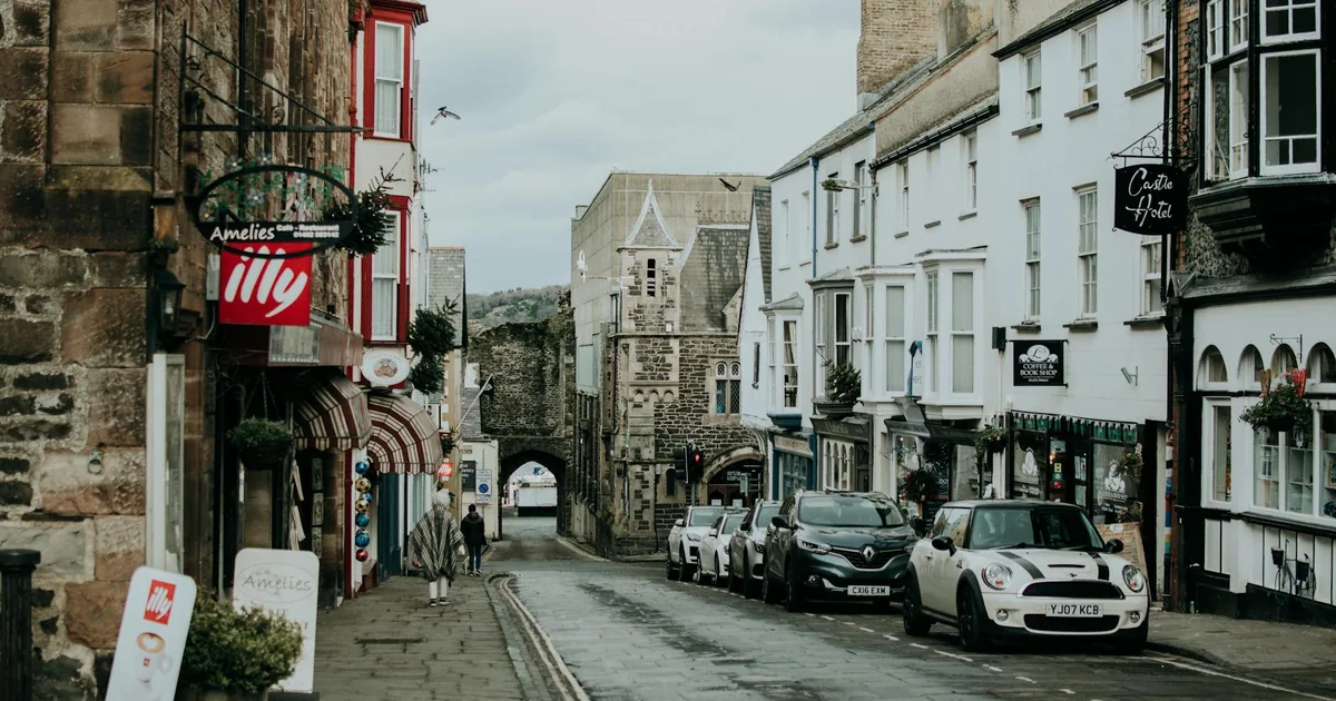Free Parking Guide in Parkgate, Northern Ireland — car parking spaces and facilities