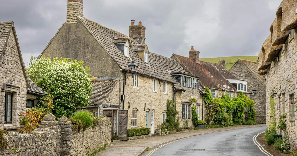 Parking Fines Guide in Dorset, England — car parking spaces and facilities