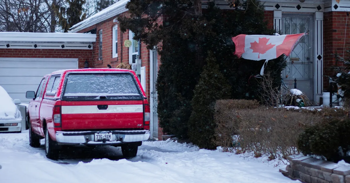 Moving Guide in Downtown Ottawa, British Columbia — car parking spaces and facilities