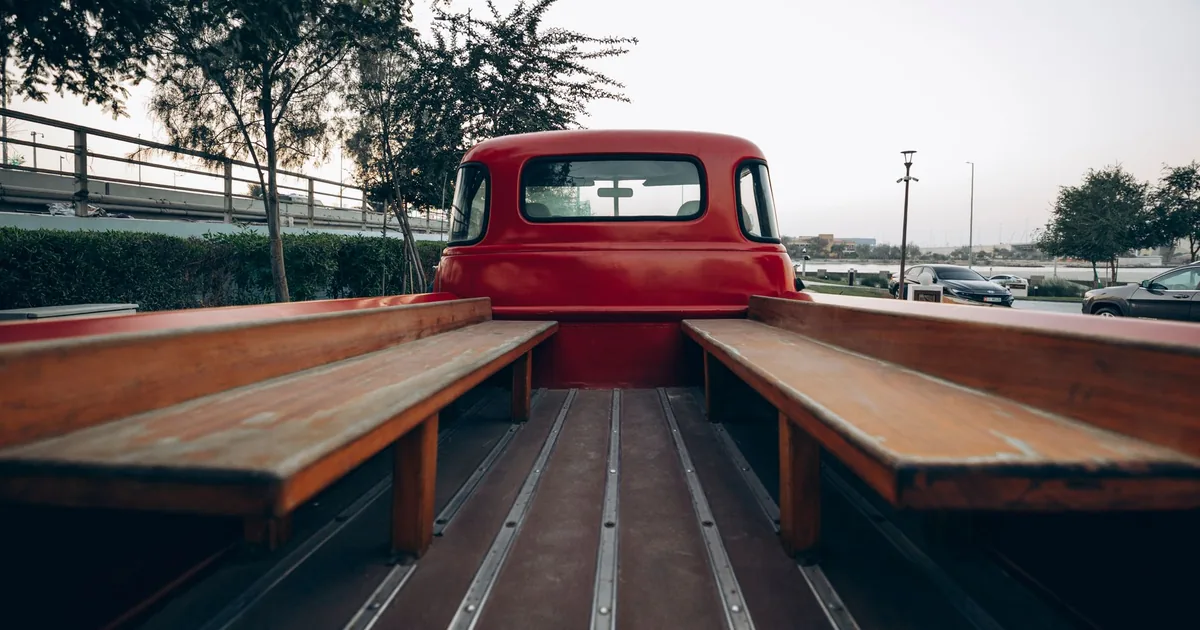 Towed Vehicle Guide in Town Square, Dubai — car parking spaces and facilities