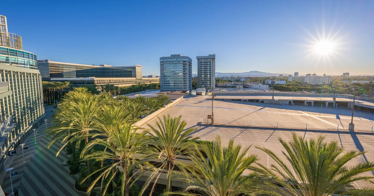Parking Permits Guide in Anaheim, California — car parking spaces and facilities
