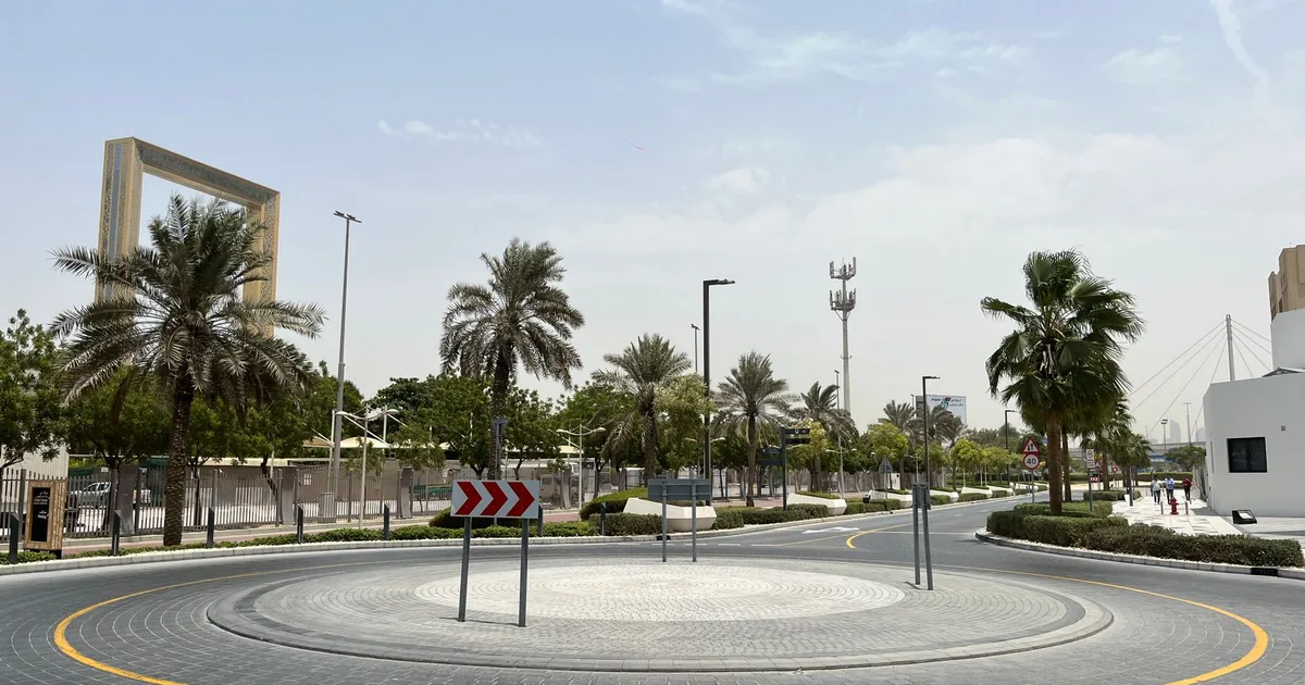 Parking Signs Guide in Al Jaddaf, Dubai — car parking spaces and facilities