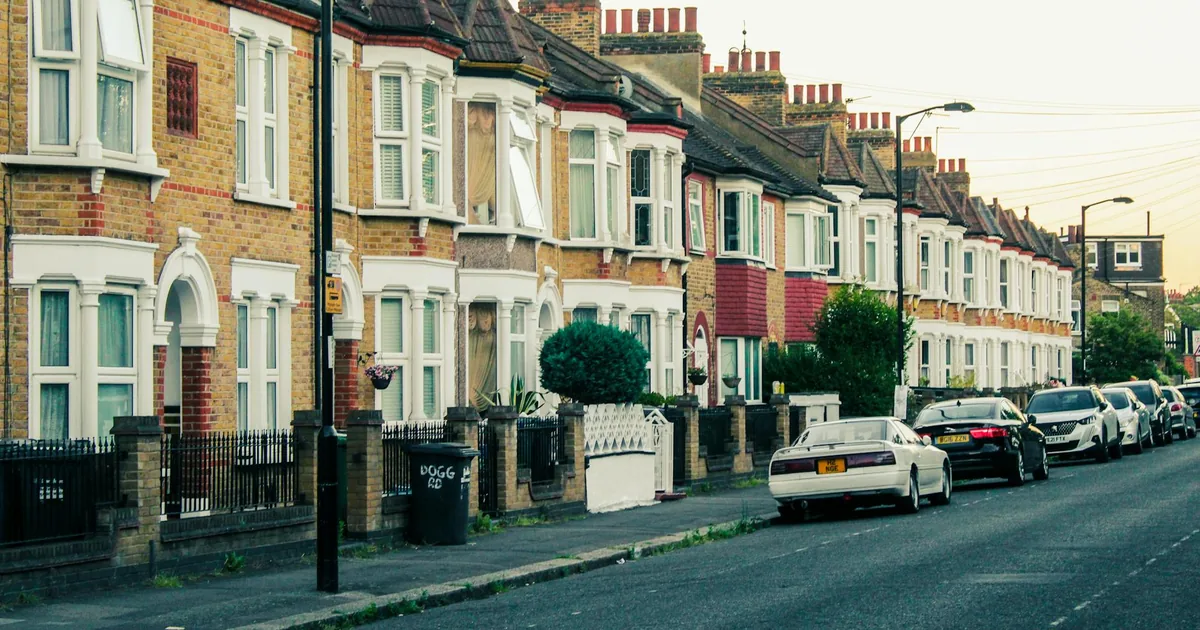 Cheap Parking Tips in West Bridgford, England — car parking spaces and facilities