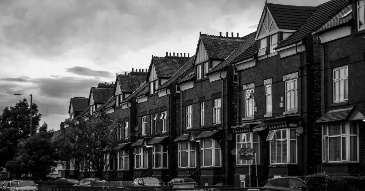 Cheap Parking Tips in County, Northern Ireland — car parking spaces and facilities