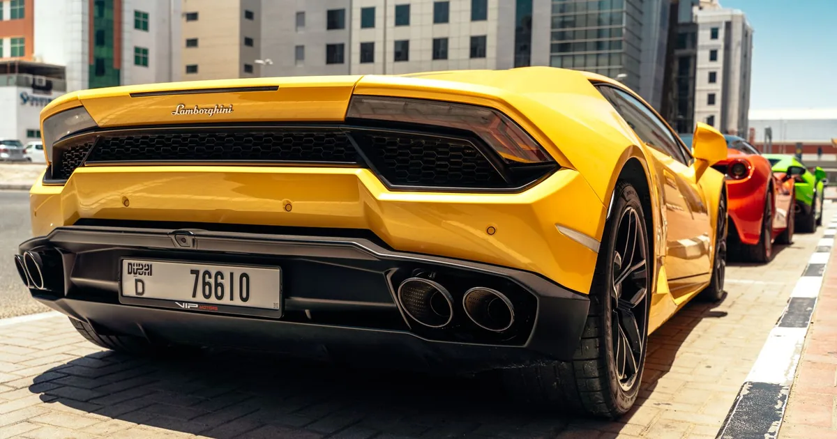Street Parking Guide in Dubai Marina, Dubai — car parking spaces and facilities
