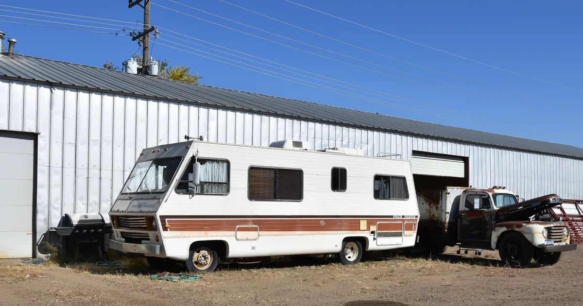 Vehicle Storage Guide in Peoria, Arizona — car parking spaces and facilities